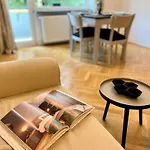Castanilor 6 - Hip Industrial Apartment Close To City Centre